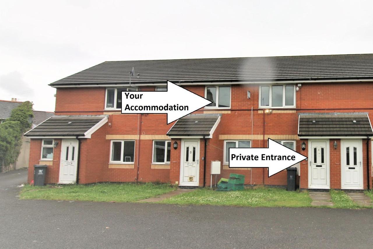 Thesiger Court Apartments - Free Private Parking - By Property Promise Cardiff Exteriör bild